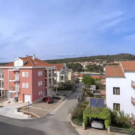 Luxury Flora, Stari Grad, Hvar Island * 斯塔里格勒