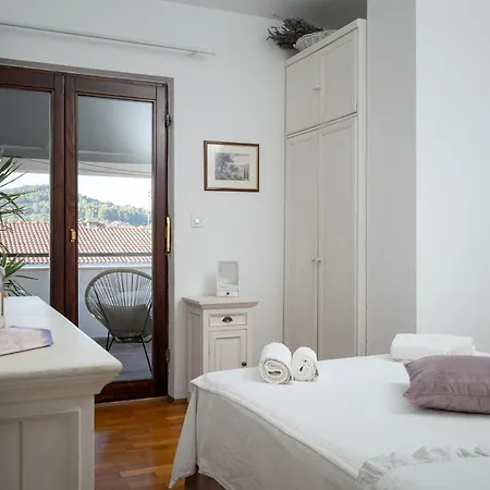 Luxury Flora, Stari Grad, Hvar Island Apartmán *