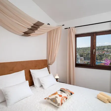 Luxury Flora, Stari Grad, Hvar Island Старий Град